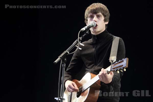 JAKE BUGG - 2014-08-22 - SAINT CLOUD - Domaine National - Grande Scene - 